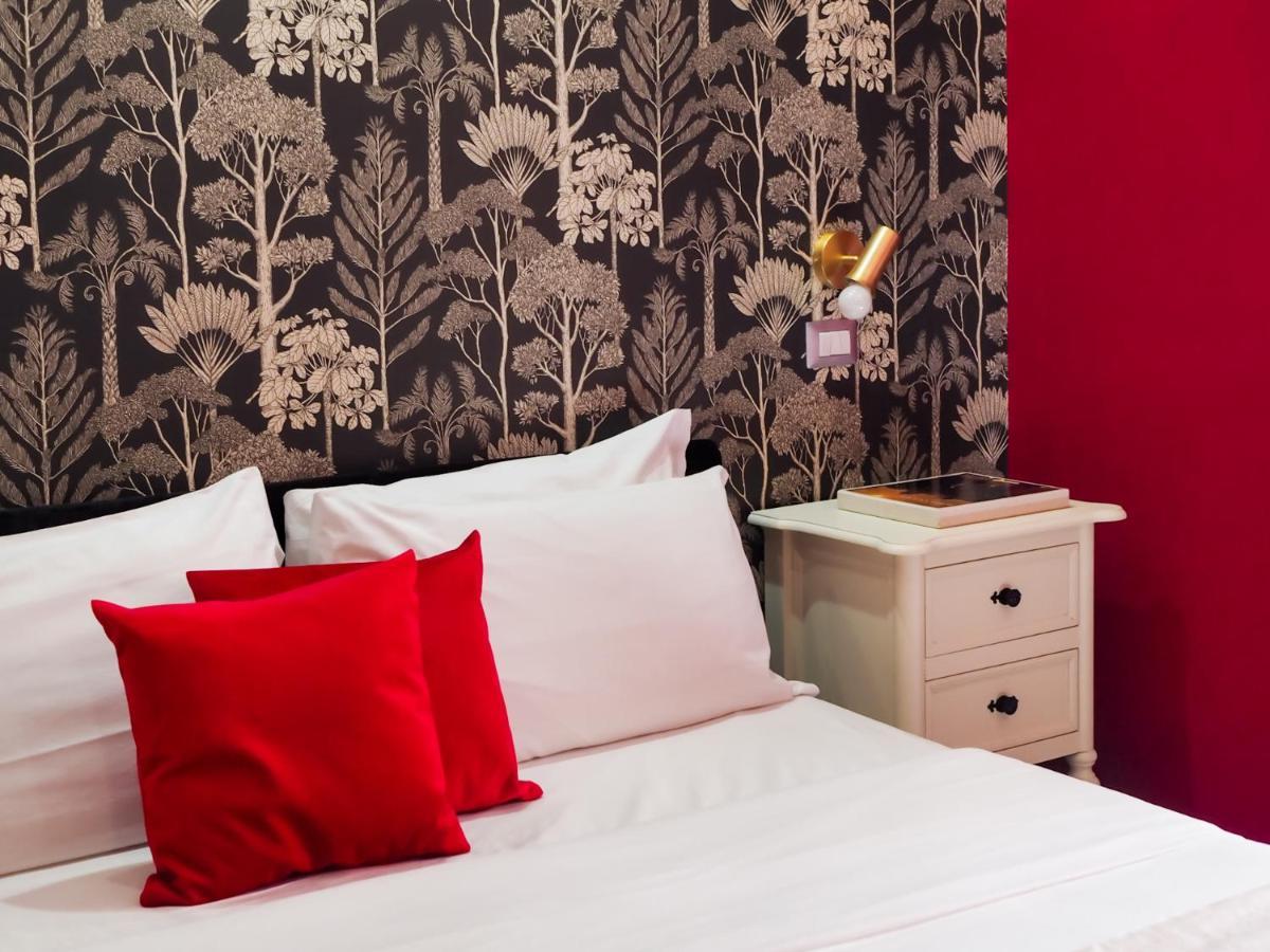 C'Est La Vie Suites Рим Экстерьер фото