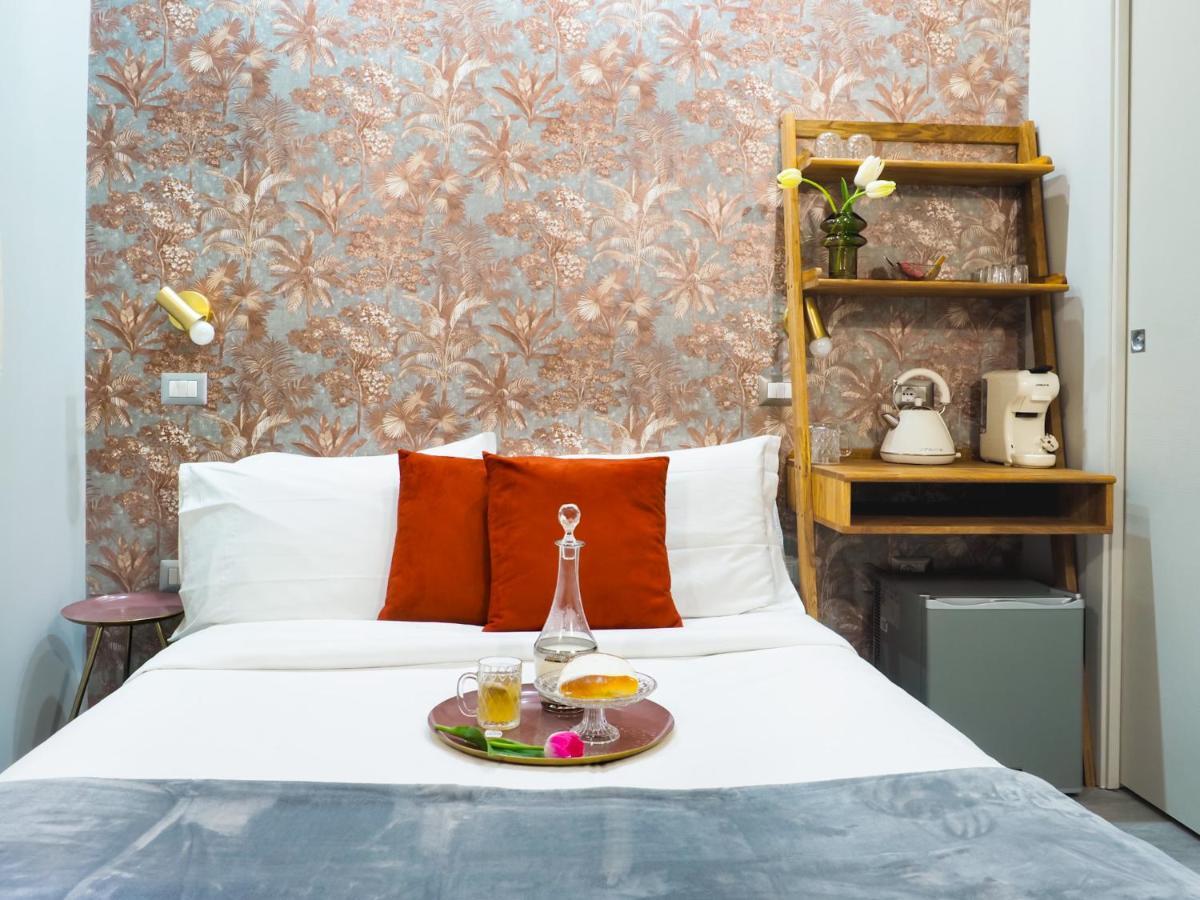 C'Est La Vie Suites Рим Экстерьер фото